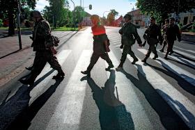 Wikingowcy maszerują: ważny jest detal i szczegół. Powrót po udziale w rekonstrukcji walk w Normandii.