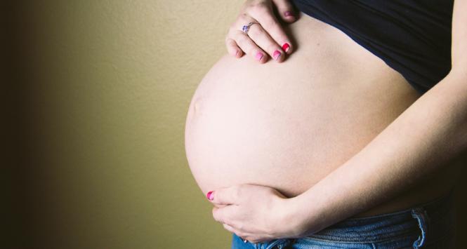 W tym roku, po raz pierwszy od lat, w statystykach oficjalnie przerywanych ciąż w górę poszły słupki dotyczące ochrony zdrowia kobiet.