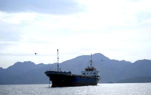 Statek w cieśninie Ormuz, 12 kwietnia 2026 r.