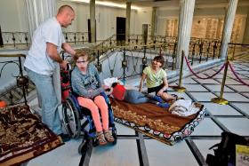 Protest niepełnosprawnych i ich rodziców w Sejmie, kwiecień 2018 r.