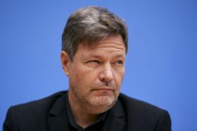 Robert Habeck do Zielonych przystał dopiero jako 32-latek, ale karierę zrobił błyskawiczną.