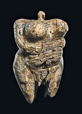 Najstarsze figuralne przedstawienie kobiety, które ma 40 tys. lat.