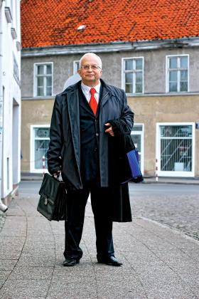 „Porusza mnie ludzka krzywda” – mawia Lech Obara w wywiadach.