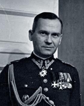 Tadeusz Pełczyński – Grzegorz (1892–1985), generał brygady, legionista, oficer dyplomowany, od 1927 r. w Oddziale II SG, szef Oddziału (1929–1932, 1935–1939), we wrześniu 1939 r. dowódca piechoty dywizyjnej 19 DP.
