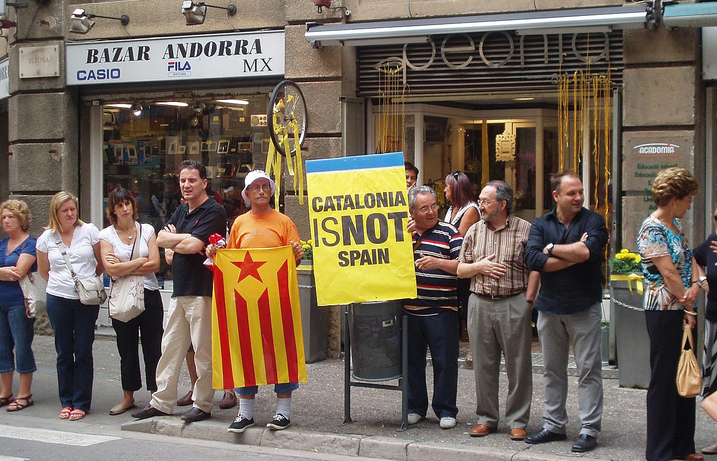 To, czego Katalończycy oczekiwali od Brukseli, mógłby zrobić np. hiszpański monarcha.