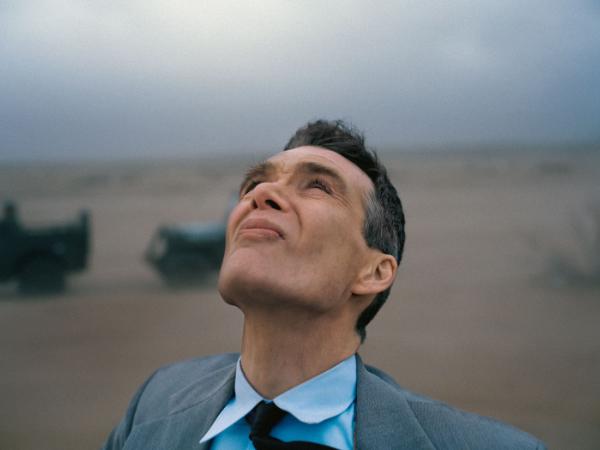 Cillian Murphy w roli Roberta Oppenheimera.