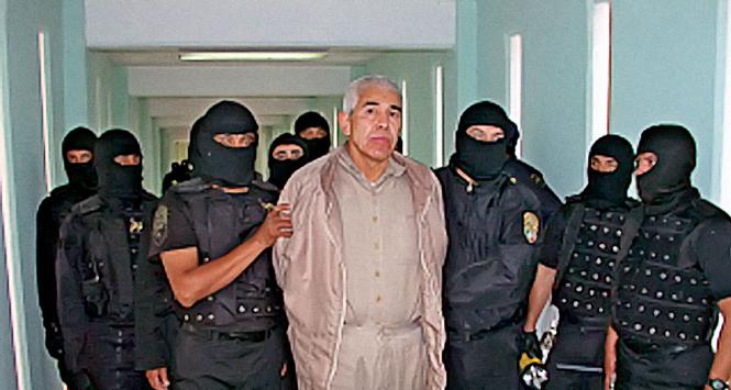 Boss narkotykowy Caro Quintero, zwany Książę, jeszcze w rękach policji. Dziś się ukrywa.