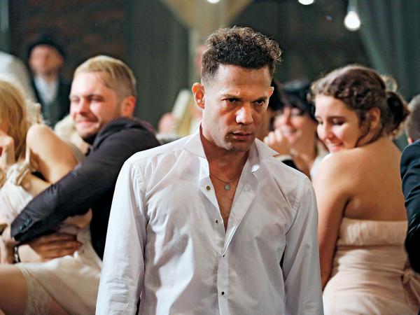 Itay Tiran jako pan młody w dramacie o polsko-żydowskiej historii