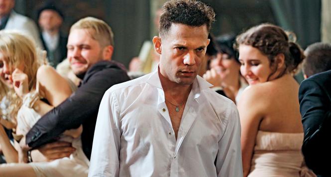 Itay Tiran jako pan młody w dramacie o polsko-żydowskiej historii