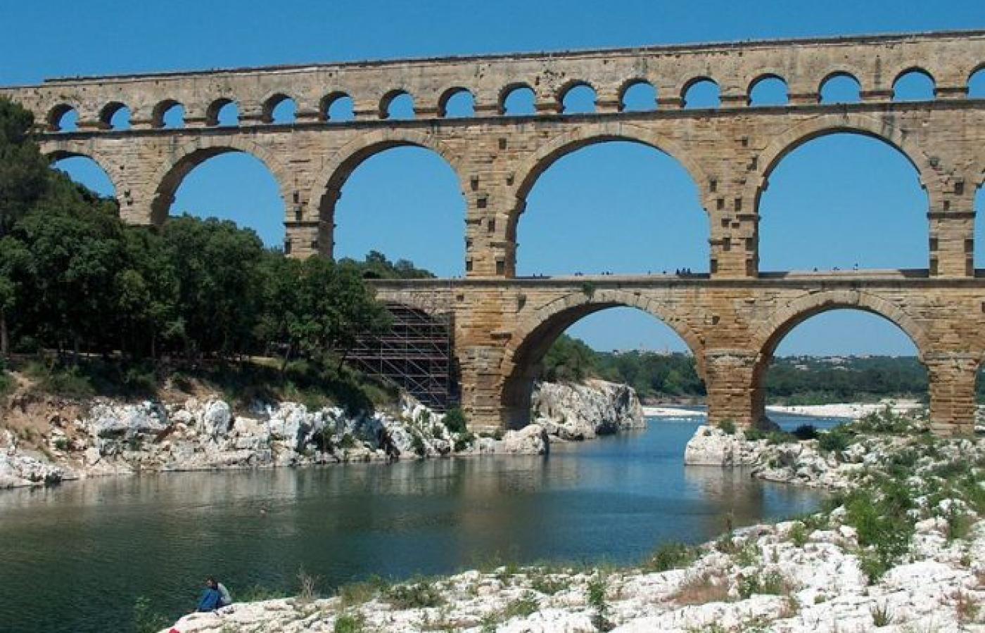 Akwedukt nad rzeką Gard z I w. p.n.e. był częścią 50-kilometrowego szlaku wodnego.