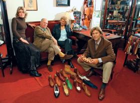 Od lewej: Monika, Jan, Leokadia i Maciej Kielmanowie. Ich buty szyte na miarę kupują obcokrajowcy i polska elita: dyplomaci, artyści, menedżerowie.