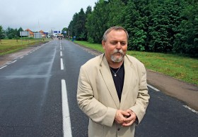 Burmistrz Gołdapi Marek Miros z rezerwą podchodzi do zwalczania przemytu za pomocą haseł.