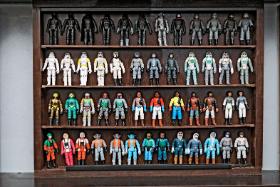 „Mój zbiór jest wynikiem selekcji ok. 1200 polskich figurek”.