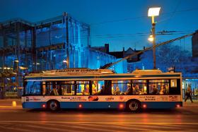 Gdynia nigdy nie zrezygnowała z trolejbusów, teraz jej urzędnicy doceniają ekologiczne możliwości tego środka transportu.