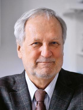 Prof. Jerzy Duszyński