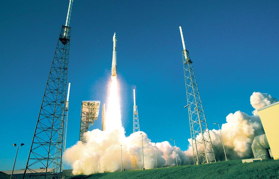 Rakieta Atlas V spółki United Launch Alliance wynosząca sondę OSIRIS-REx na zlecenie NASA startuje w 2016 roku z przylądka Canaveral na Florydzie.