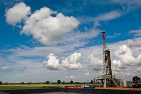 Lebień koło Lęborka. Jeden z pierwszych szybów do poszukiwania gazu łupkowego.