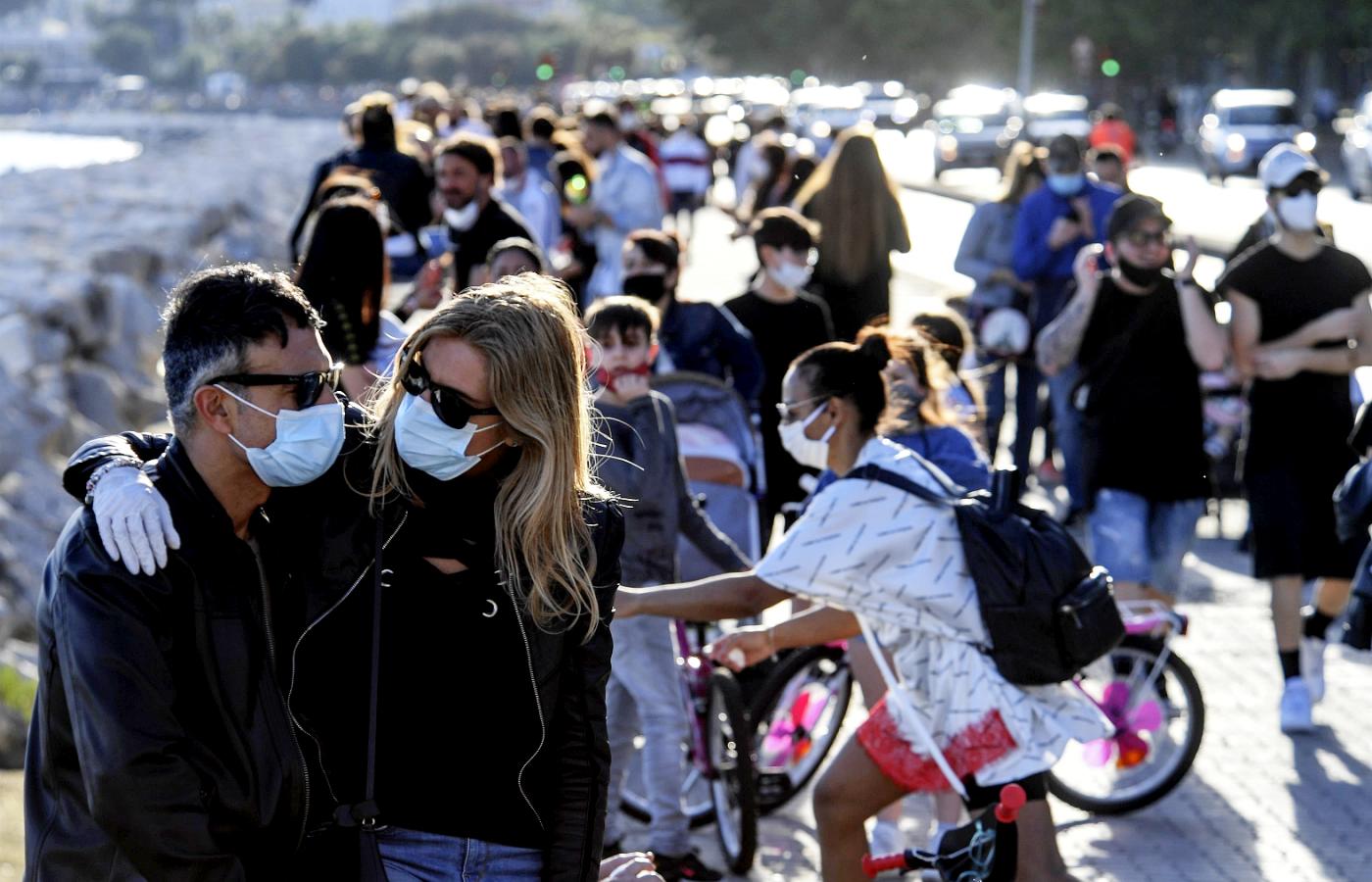Neapol po rozluźnieniu restrykcji z powodu pandemii koronawirusa