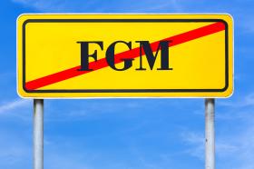 Wezwania WHO, ONZ i organizacji humanitarnych do wprowadzenia globalnego zakazu FGM nie dają zadowalających rezultatów.