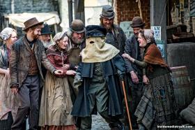 „Ripper Street” – brytyjski serial o początkach policji kryminalnej w Londynie końca XIX w. Tu nic nie jest upiększone.