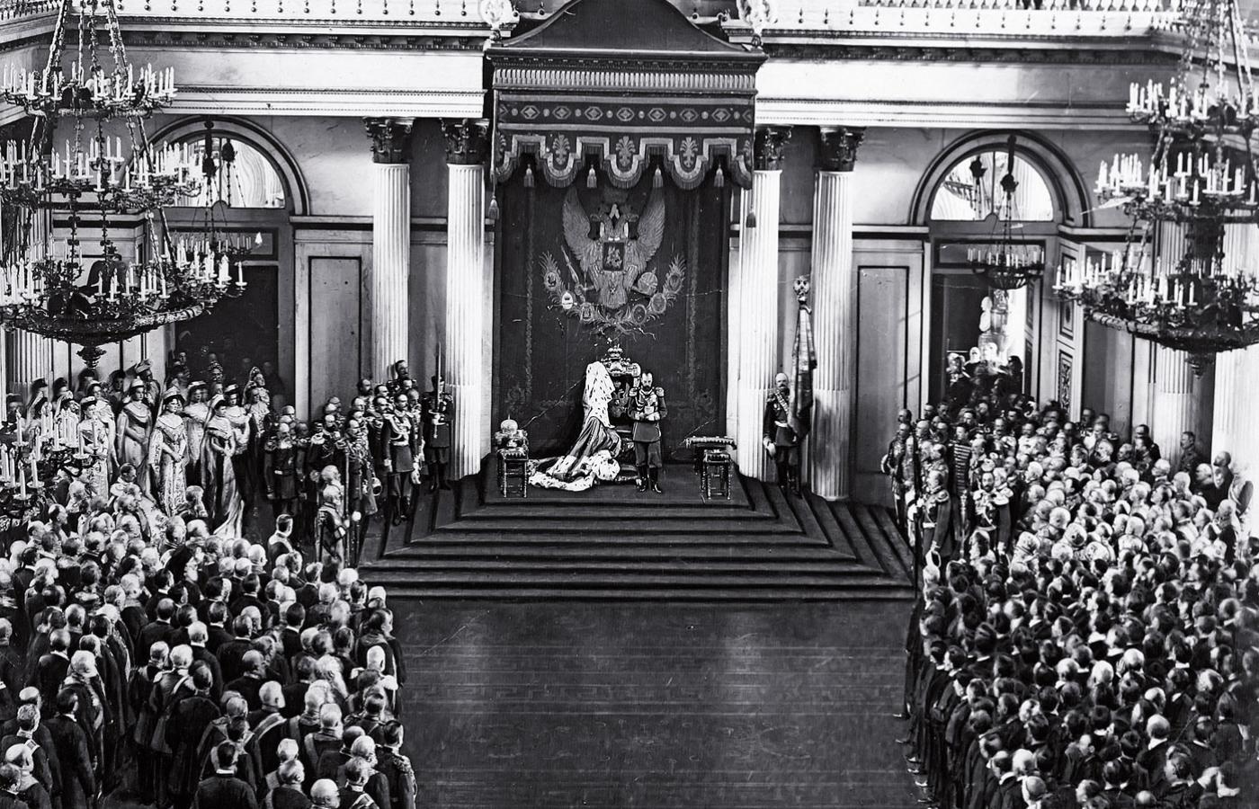 Mikołaj II przemawia na otwarciu pierwszej Dumy w Petersburgu, 1906 r.