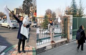 W cały tym sporze reżimu z Irankami rzeczywiście nie chodzi o kawałek materiału, ale o opresję, jaką ten kawałek materiału symbolizuje.