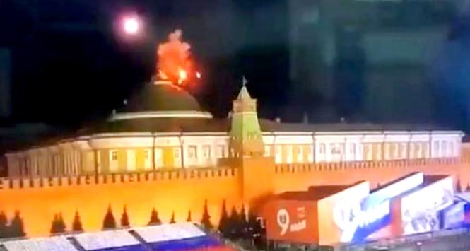 Pierwszy dron eksplodował nad kopułą Pałacu Senackiego o godz. 2:27 z wtorku na środę, wywołując niewielki pożar.