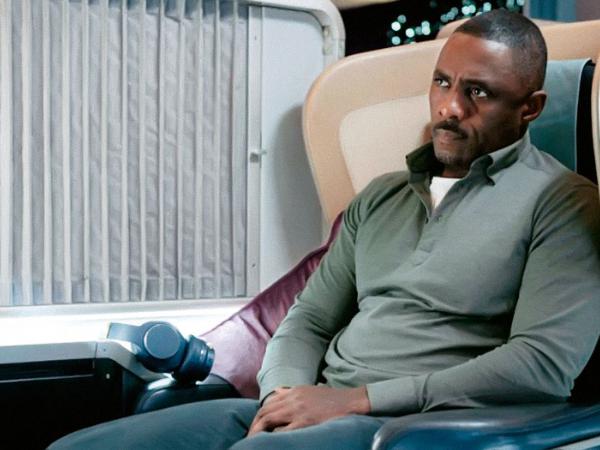 „W powietrzu, scen. George Kay, reż. Jim Field Smith