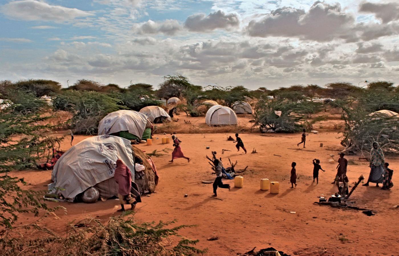 Dadaab – największy obóz dla uchodźców na świecie i czwarte co do liczby mieszkańców miasto w Kenii.