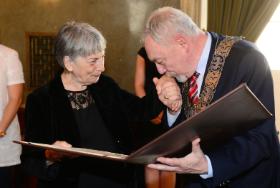 Uroczystość nadania tytułu Honorowego Obywatela Stołecznego Królewskiego Miasta Krakowa Biserce Rajčić.