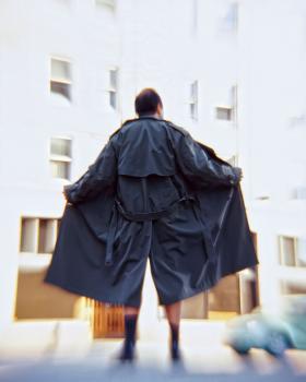 Jan K. okazał się posiadaczem pożądanego życiorysu, co jeszcze w czasach Lecha Kaczyńskiego, prezydenta stolicy, zaowocowało posadą w ratuszu.