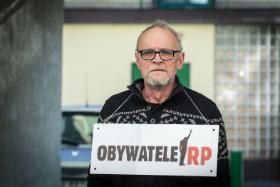 Wymyśleni przez Pawła Kasprzaka Obywatele RP stanowili antytezę KOD.