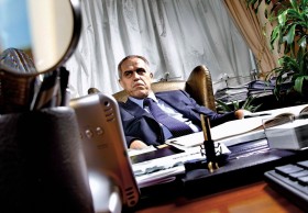 Zygmunt Solorz-Żak. Co teraz – kupno drugiej połowy udziałów elektrowni Pątnów-Adamów-Konin czy inwestycja w szerokopasmowy Internet?