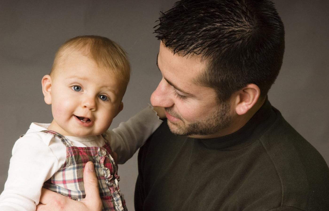 Z urlopów rodzicielskich korzysta co drugi ojciec w Hiszpanii, w Finlandii 75 proc., w Islandii 85 proc. i zaledwie 1 proc. w naszym kraju.