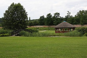 Paradyż-Gościkowo, ogród i winnica pod klasztornym murem