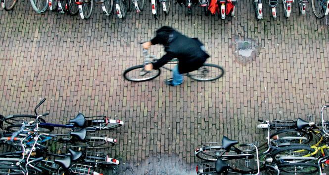 Rowerowa moda rozlewa się.
