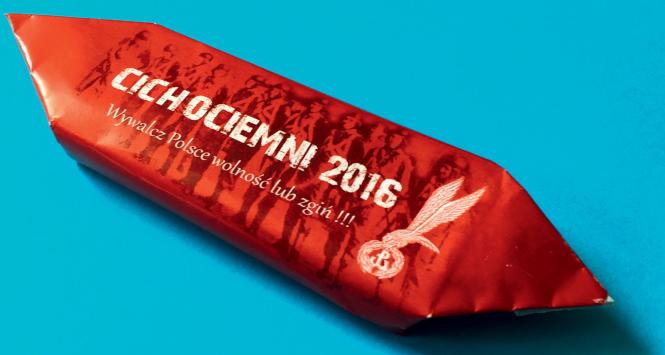 Takie cukierki wyprodukowano z okazji 75. rocznicy pierwszego skoku do Polski.