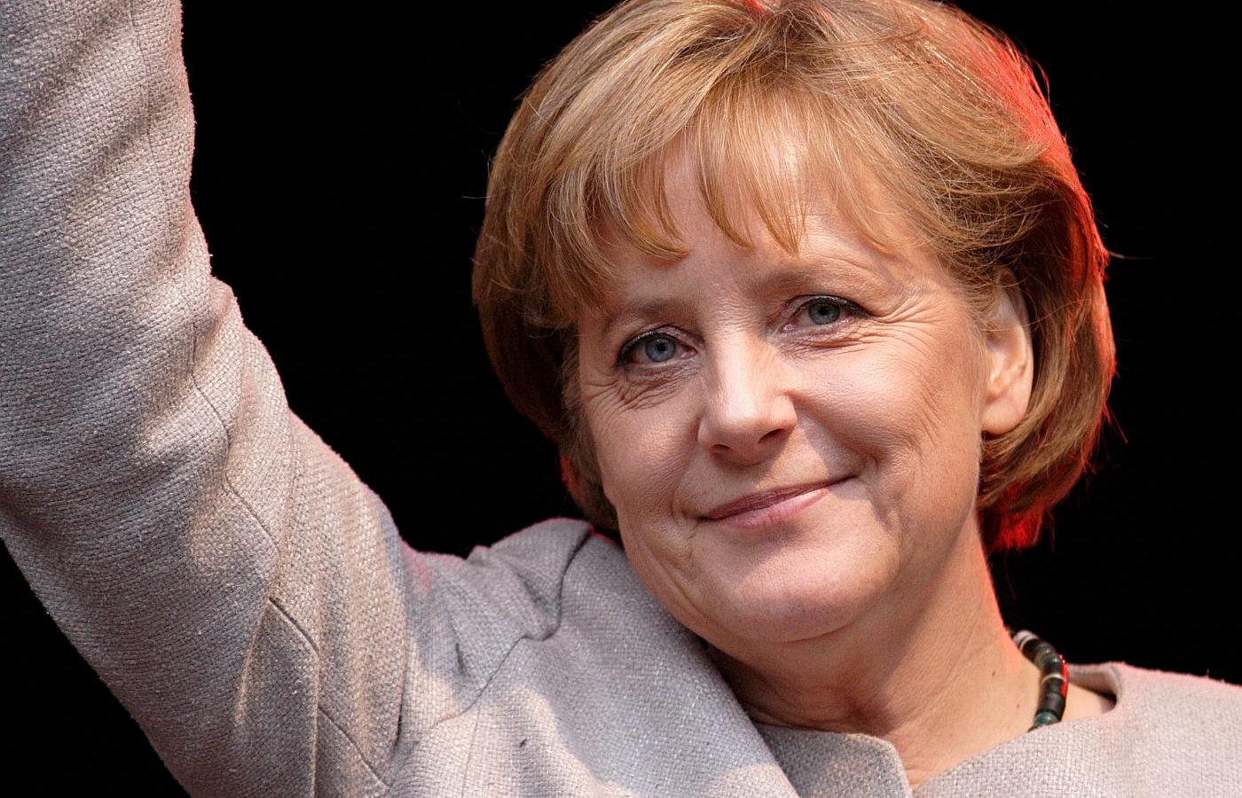 Angela Merkel nie zradykalizowała Europy; znalazła równowagę między oburzonymi z północy i południa.