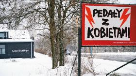 Baner Karola Radziszewskiego przed pocięciem.