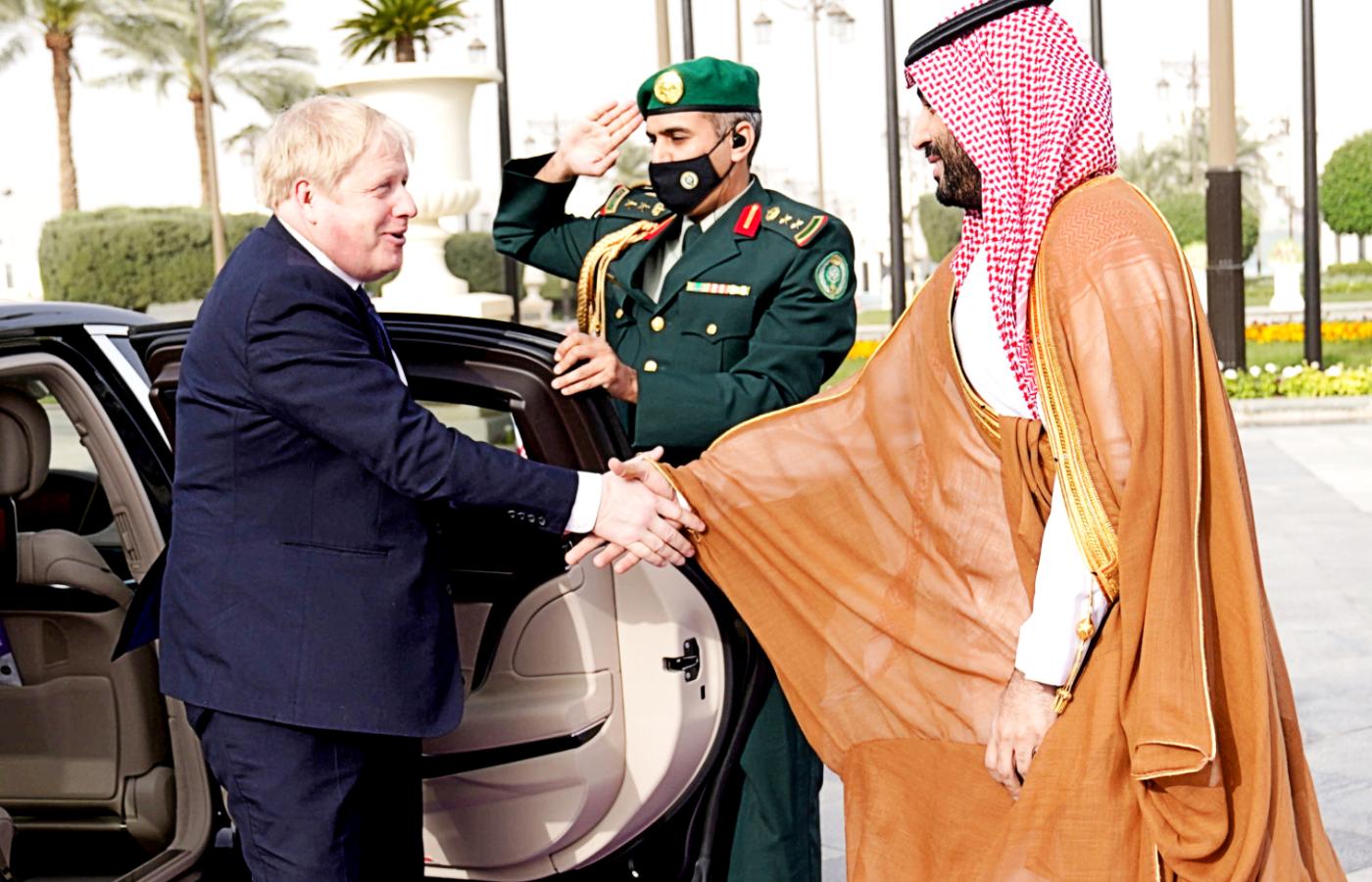 Boris Johnson w Arabii Saudyjskiej. Spotkanie z księciem Mohammedem Bin Salmanem