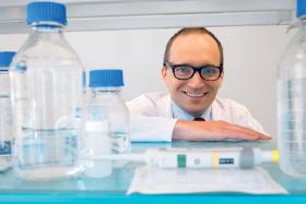 Prof. Krystian Jażdżewski jest genetykiem i endokrynologiem, odkrywcą genu odpowiedzialnego za dziedziczenie raka tarczycy.