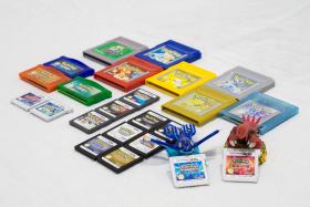 Pokemony. Najpopularniejsza gra na GameBoya. Posiadacze wszystkich trzech dyskietek, składających się na legendarną serię, mogą ją sprzedać na brytyjskim eBayu nawet za 8 tys. złotych.