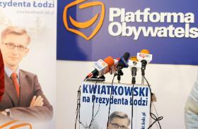 W 2006 r. Krzysztof Kwiatkowski postanowił zawalczyć o prezydenturę Łodzi. Startował przeciw Jerzemu Kropiwnickiemu, popieranemu przez PiS. Kampania była brutalna, Kwiatkowski atakował ostro, Kropiwnicki, z którym znali się świetnie, był jego impetem zaskoczony.