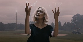 Na fot. grająca główną rolę w ostatnim filmie von Triera Kirsten Dunst