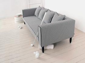 Sofa Pepo (proj. Maciej Kukurba).