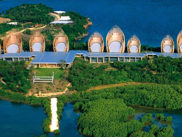 Tjibaou Center na Nowej Kaledonii. Jako główny materiał wykorzystano tu bambus