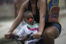 Dowbor: Najstarsze dzieci, które dzięki Luli trafiły do szkoły i zobaczyły lekarza, pracują już albo studiują. To też napędza gospodarkę.