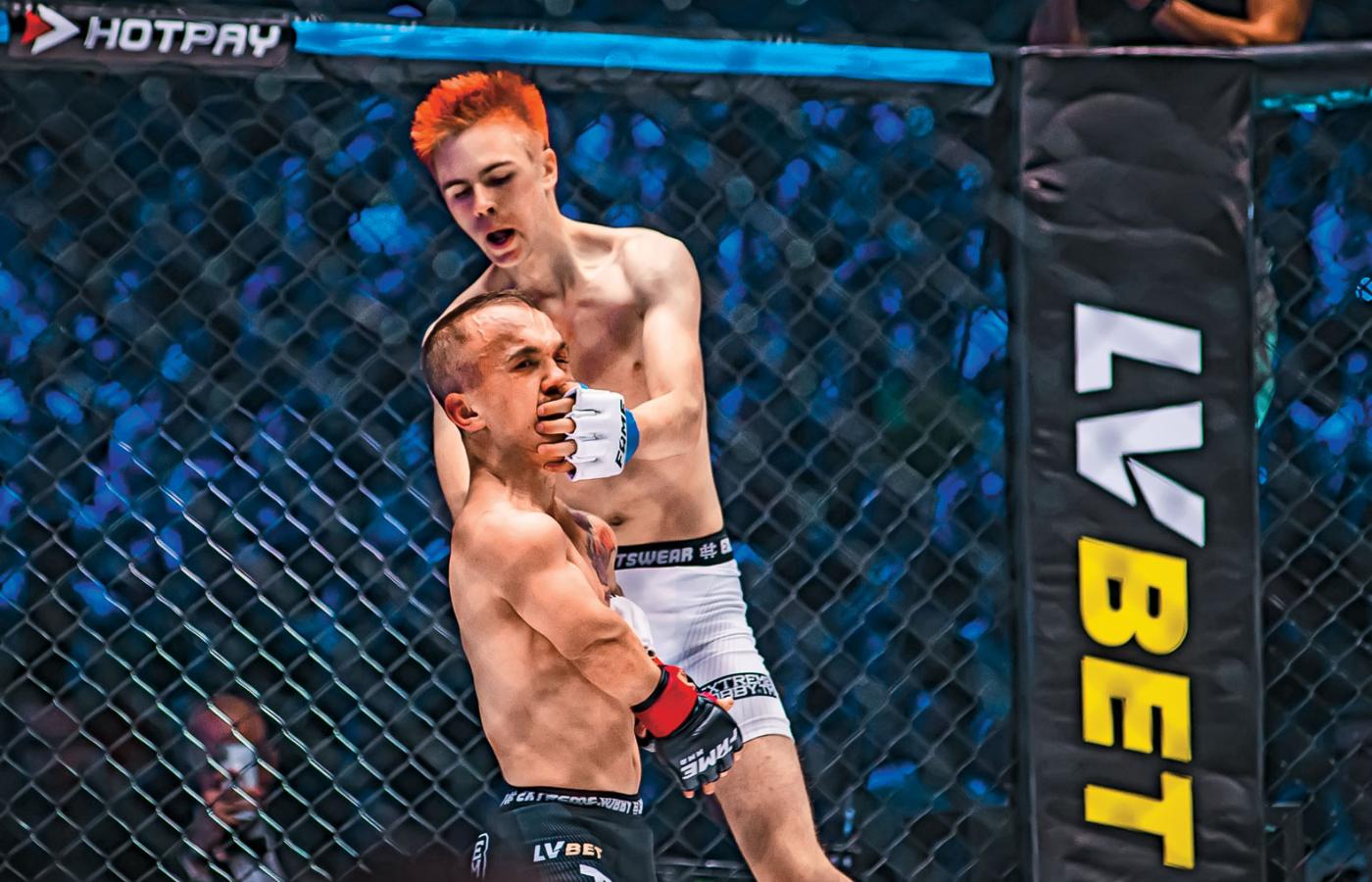 Gdańsk, 26.10.2019 r., gala Fame MMA. Lord Kruszwil vs Mini Majk. Górą był Lord.