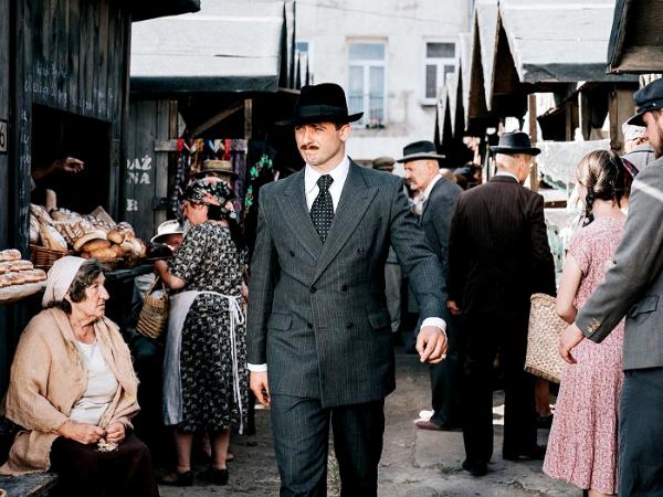 Kadr z serialu „Król”