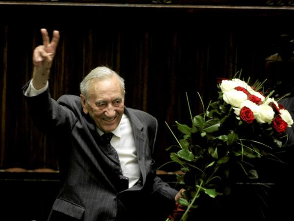 Tadeusz Mazowiecki w Sejmie podczas 20 rocznicy powołania jego rządu